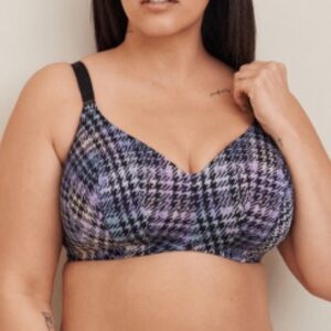 Torrid Curve dream wire free lightly lined smooth bra 💜